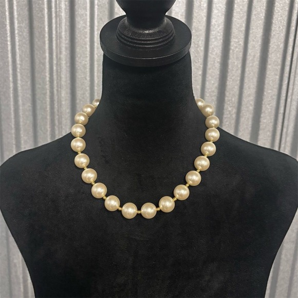 Napier Jewelry - Vintage Napier Gold-Toned Faux Pearl Choker Necklace Women's Signed